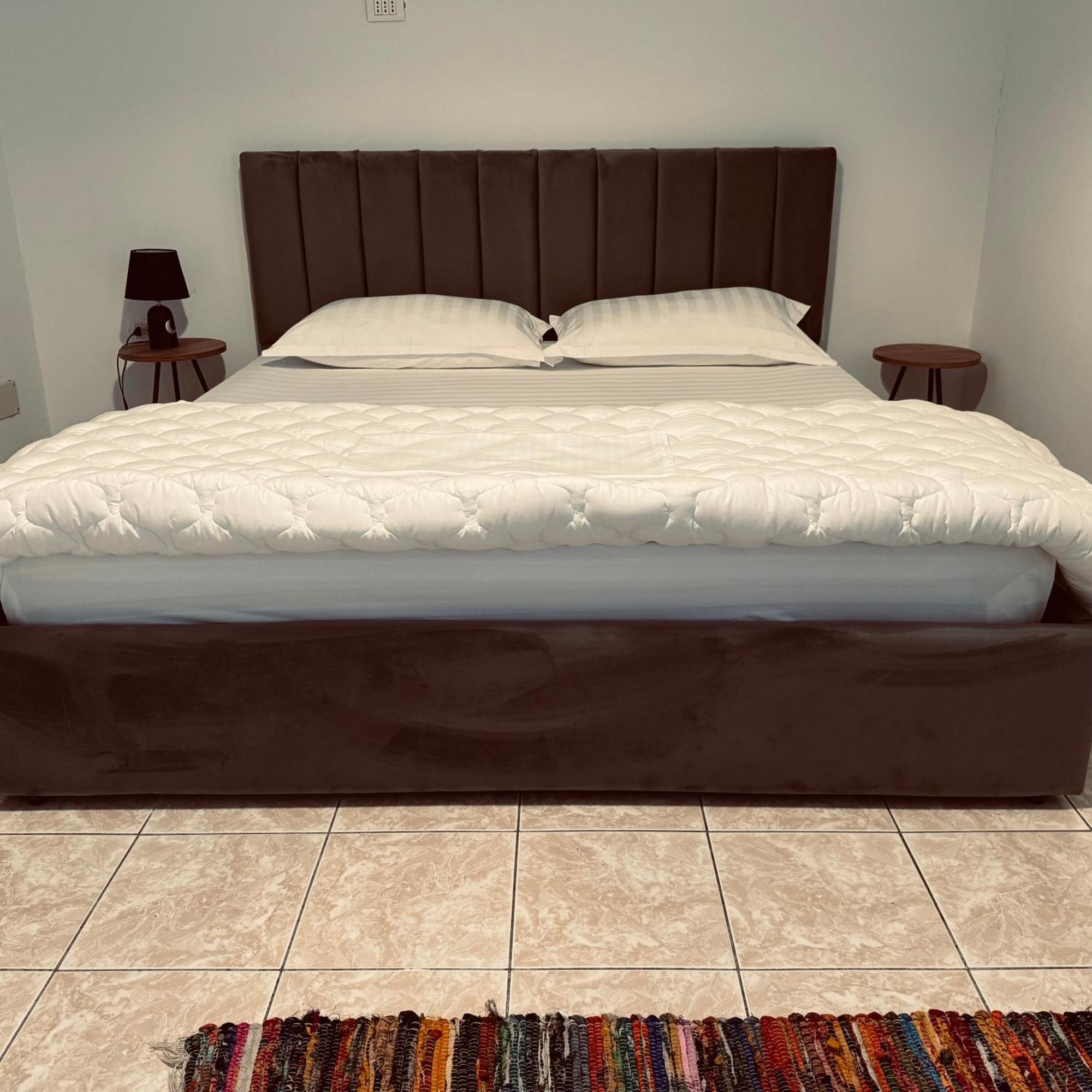 Hi5 Rooms Tirana Kültér fotó