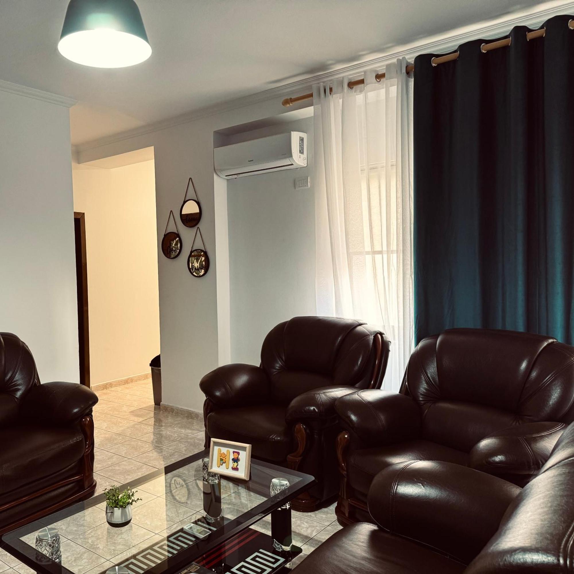 Hi5 Rooms Tirana Kültér fotó